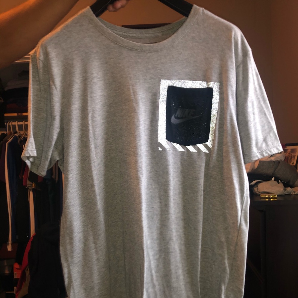 Grey Nike Tee